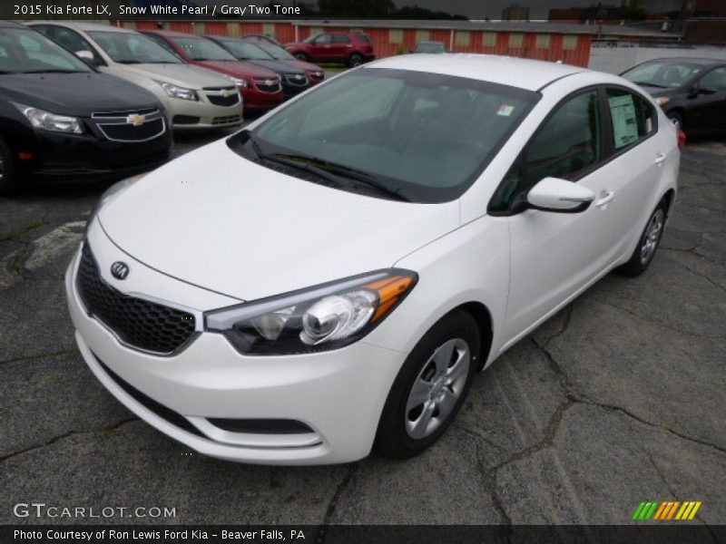 Snow White Pearl / Gray Two Tone 2015 Kia Forte LX