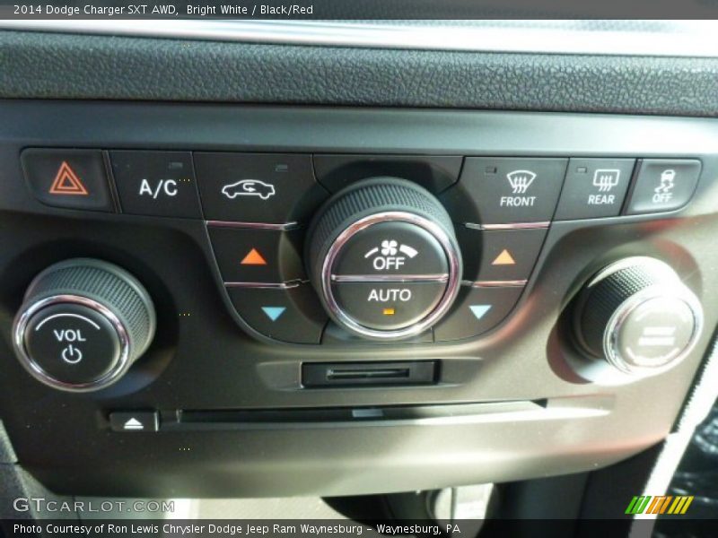 Bright White / Black/Red 2014 Dodge Charger SXT AWD