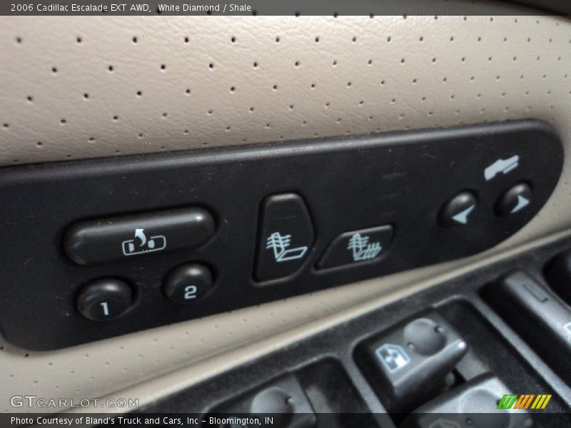 White Diamond / Shale 2006 Cadillac Escalade EXT AWD