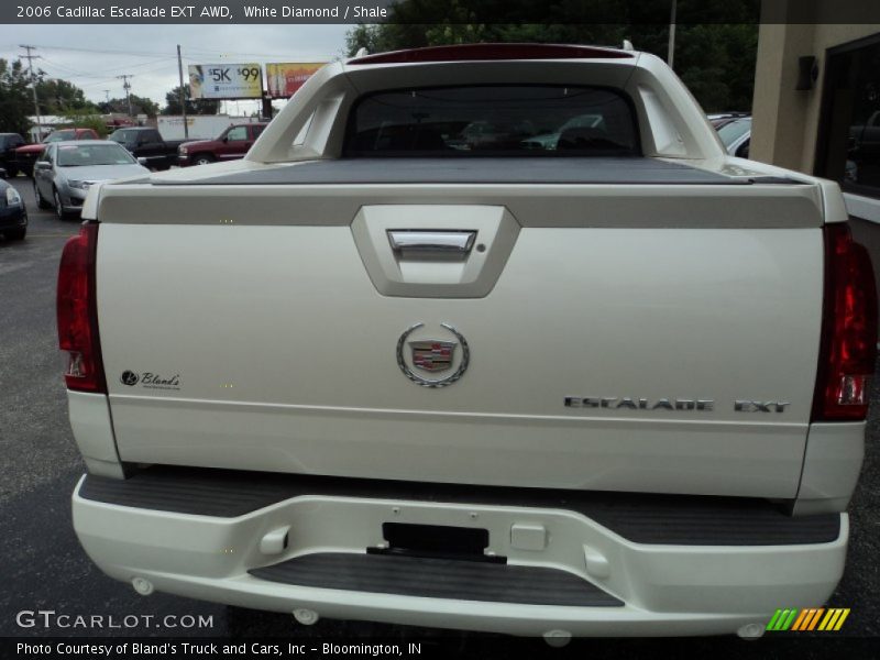 White Diamond / Shale 2006 Cadillac Escalade EXT AWD