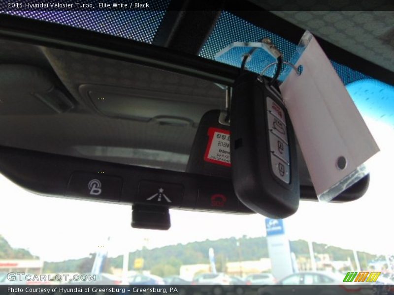 Elite White / Black 2015 Hyundai Veloster Turbo
