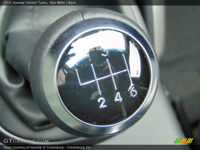 Elite White / Black 2015 Hyundai Veloster Turbo