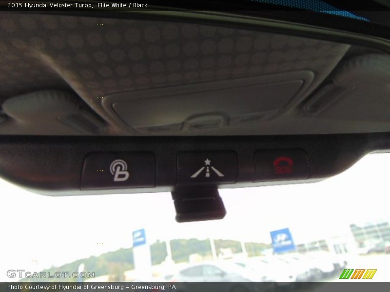 Elite White / Black 2015 Hyundai Veloster Turbo