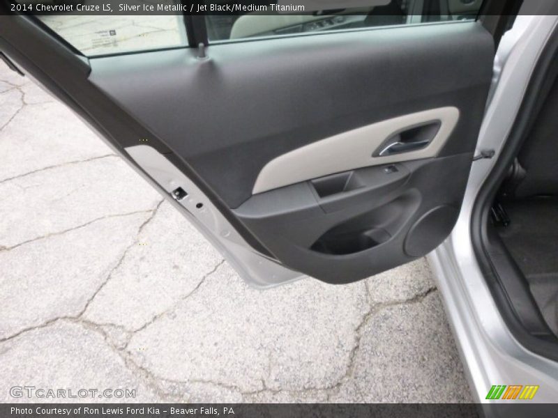 Silver Ice Metallic / Jet Black/Medium Titanium 2014 Chevrolet Cruze LS