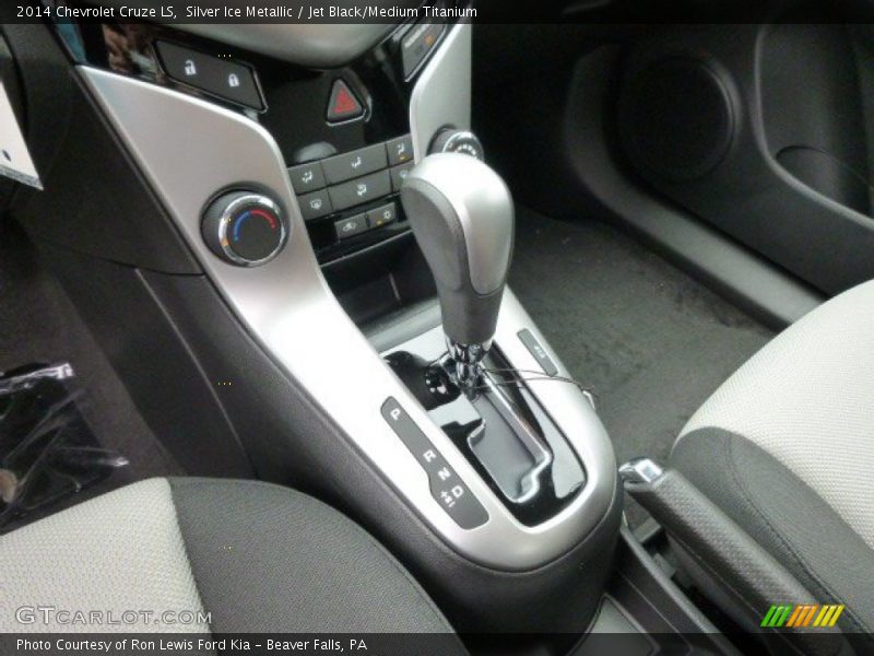 Silver Ice Metallic / Jet Black/Medium Titanium 2014 Chevrolet Cruze LS