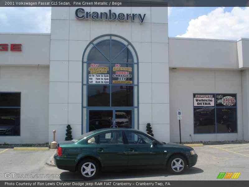 Pine Green Metallic / Beige 2001 Volkswagen Passat GLS Sedan