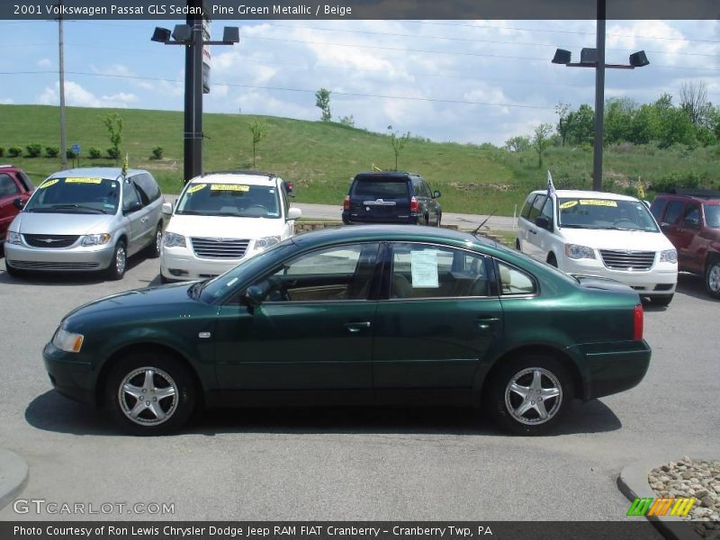 Pine Green Metallic / Beige 2001 Volkswagen Passat GLS Sedan