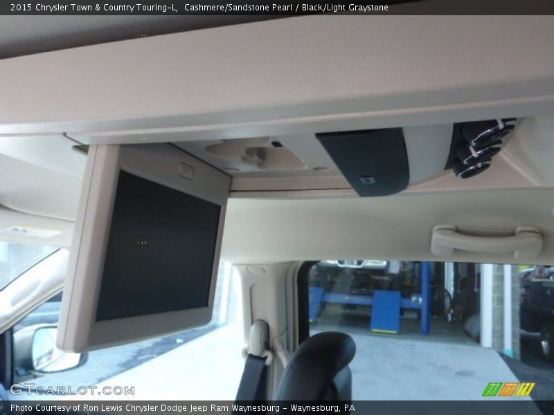 Cashmere/Sandstone Pearl / Black/Light Graystone 2015 Chrysler Town & Country Touring-L