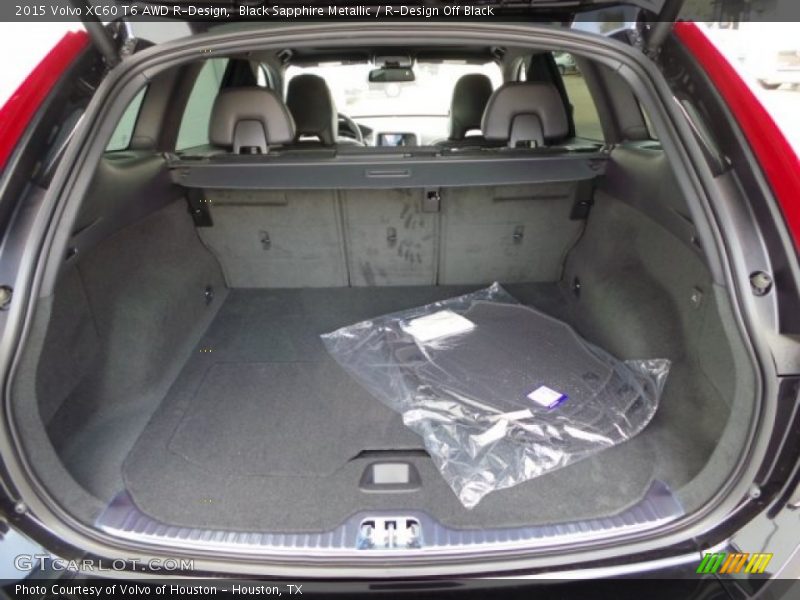  2015 XC60 T6 AWD R-Design Trunk