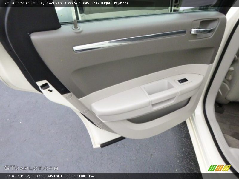 Cool Vanilla White / Dark Khaki/Light Graystone 2009 Chrysler 300 LX