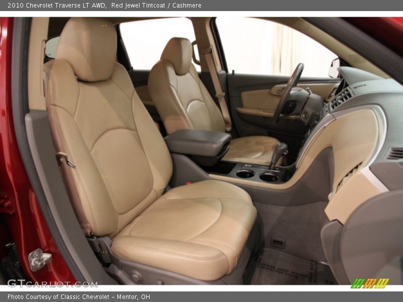 Red Jewel Tintcoat / Cashmere 2010 Chevrolet Traverse LT AWD