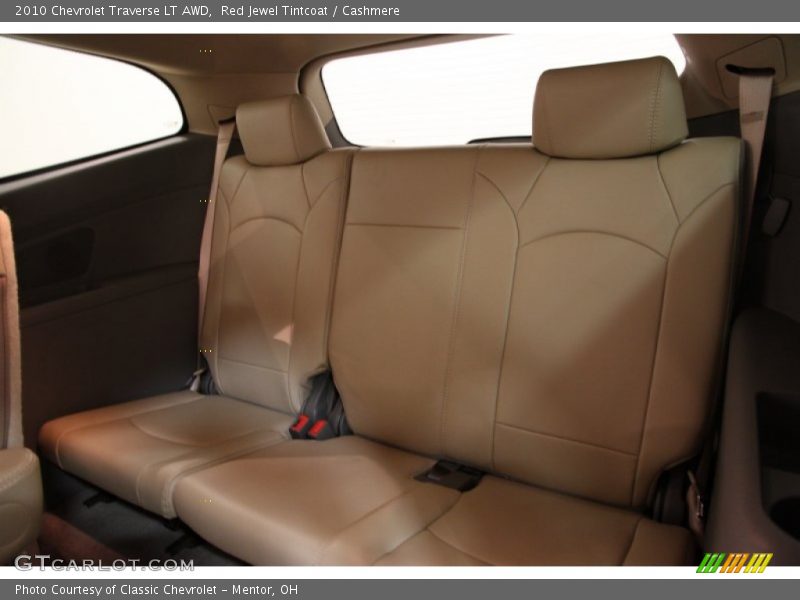 Red Jewel Tintcoat / Cashmere 2010 Chevrolet Traverse LT AWD