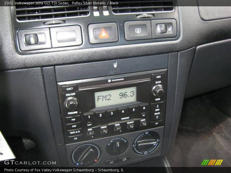 Reflex Silver Metallic / Black 2002 Volkswagen Jetta GLS TDI Sedan