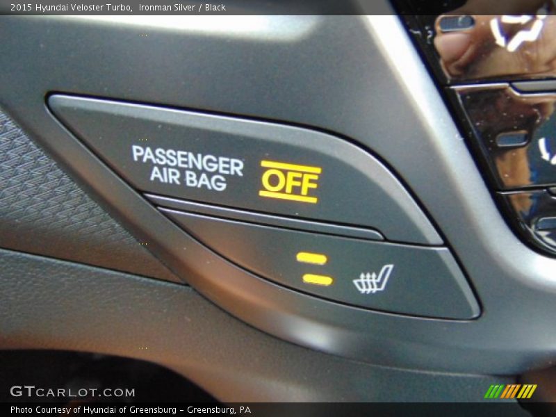 Ironman Silver / Black 2015 Hyundai Veloster Turbo