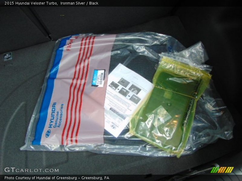 Ironman Silver / Black 2015 Hyundai Veloster Turbo