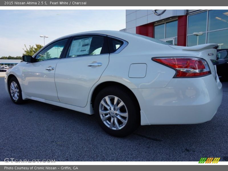 Pearl White / Charcoal 2015 Nissan Altima 2.5 S