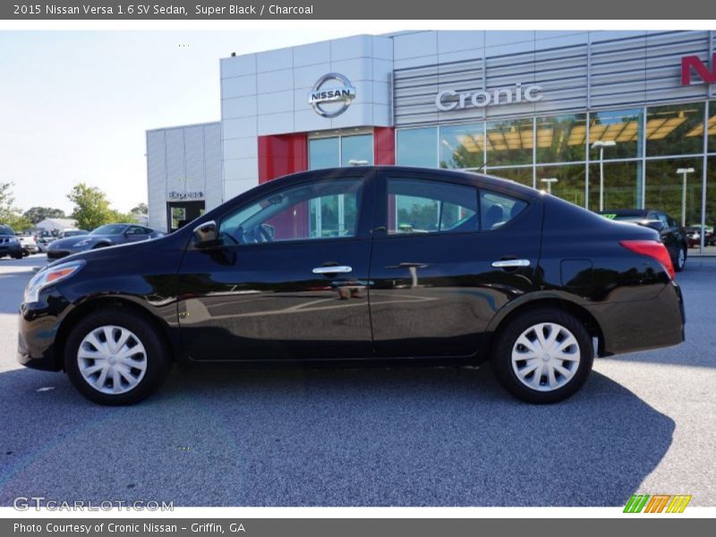 Super Black / Charcoal 2015 Nissan Versa 1.6 SV Sedan