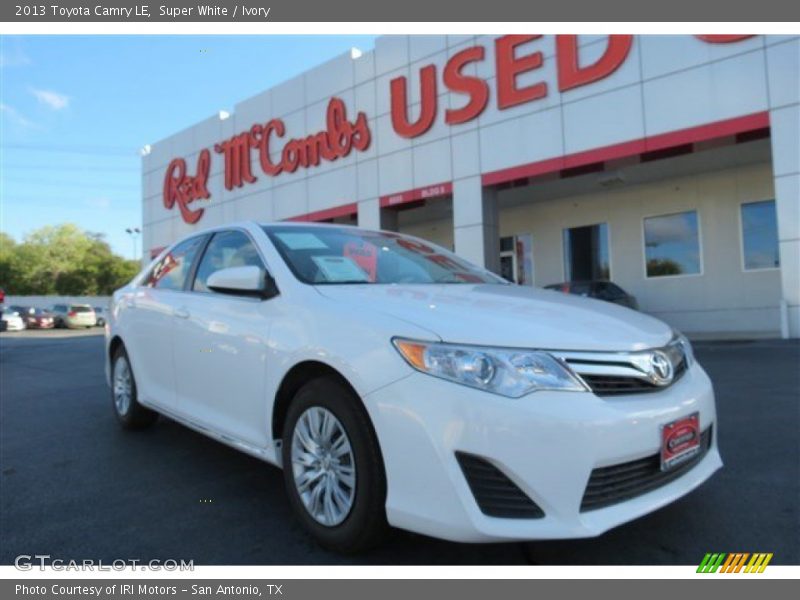 Super White / Ivory 2013 Toyota Camry LE