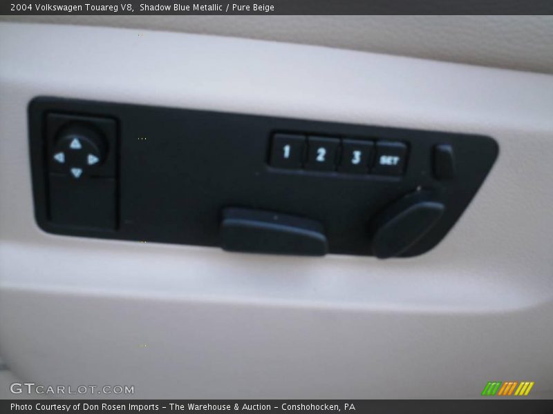 Shadow Blue Metallic / Pure Beige 2004 Volkswagen Touareg V8