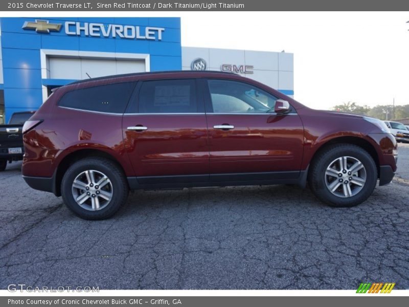 Siren Red Tintcoat / Dark Titanium/Light Titanium 2015 Chevrolet Traverse LT