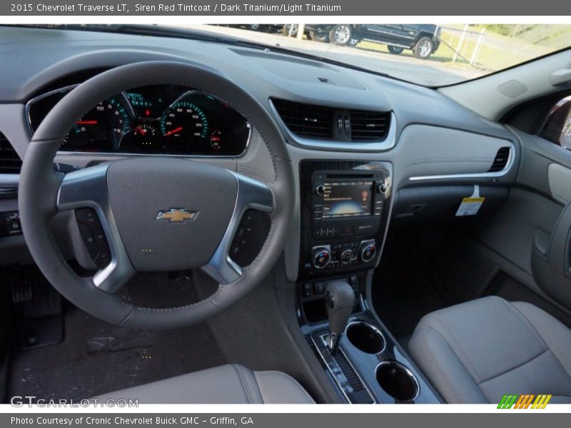 Siren Red Tintcoat / Dark Titanium/Light Titanium 2015 Chevrolet Traverse LT