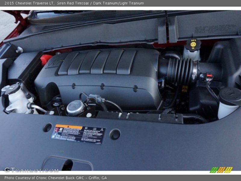 Siren Red Tintcoat / Dark Titanium/Light Titanium 2015 Chevrolet Traverse LT