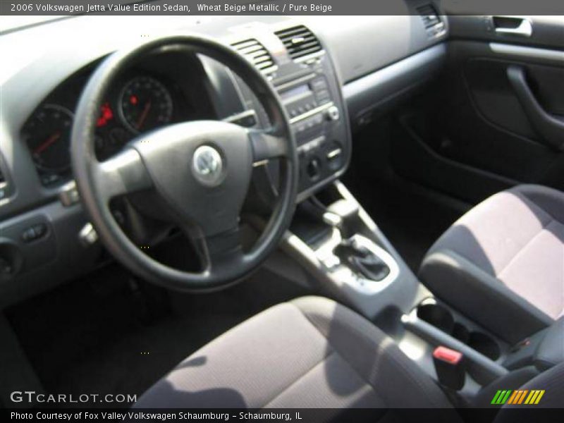 Wheat Beige Metallic / Pure Beige 2006 Volkswagen Jetta Value Edition Sedan