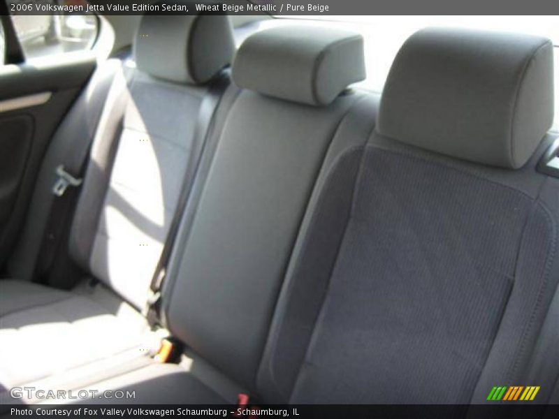 Wheat Beige Metallic / Pure Beige 2006 Volkswagen Jetta Value Edition Sedan