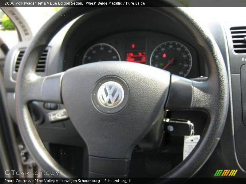 Wheat Beige Metallic / Pure Beige 2006 Volkswagen Jetta Value Edition Sedan