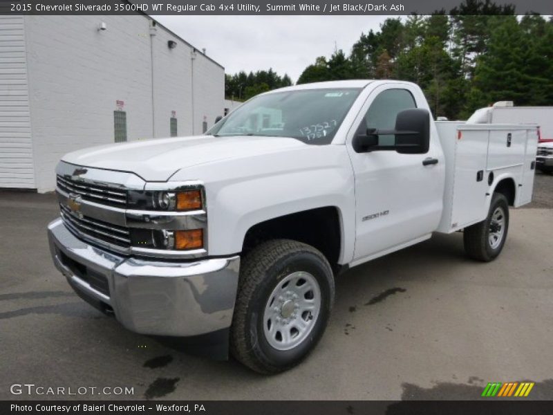 Front 3/4 View of 2015 Silverado 3500HD WT Regular Cab 4x4 Utility