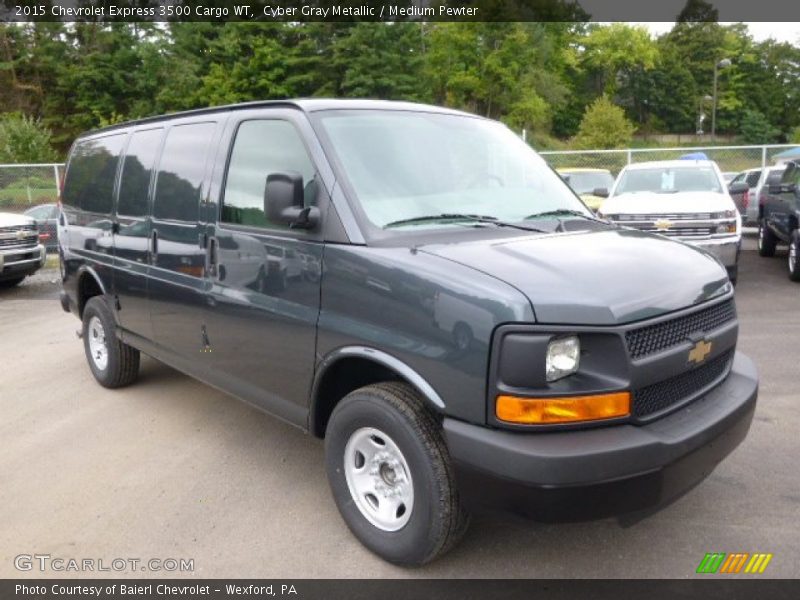Front 3/4 View of 2015 Express 3500 Cargo WT