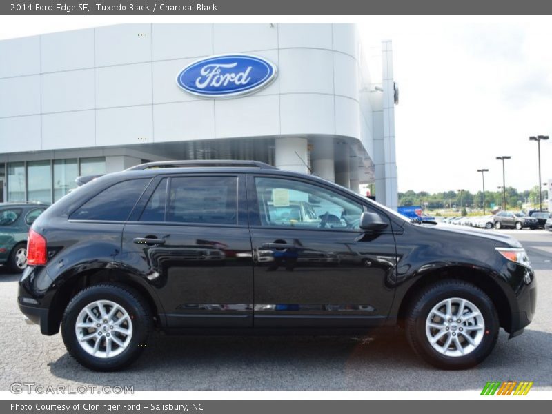 Tuxedo Black / Charcoal Black 2014 Ford Edge SE