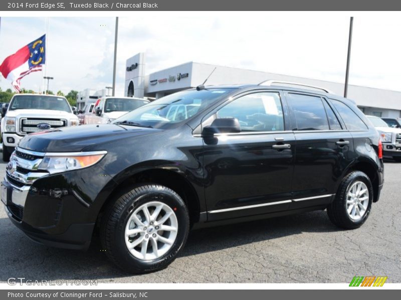 Tuxedo Black / Charcoal Black 2014 Ford Edge SE