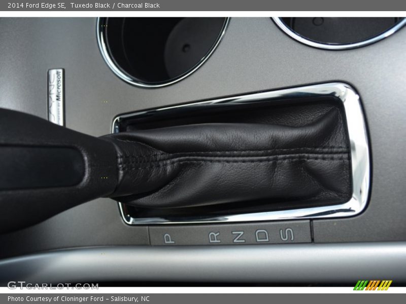 Tuxedo Black / Charcoal Black 2014 Ford Edge SE