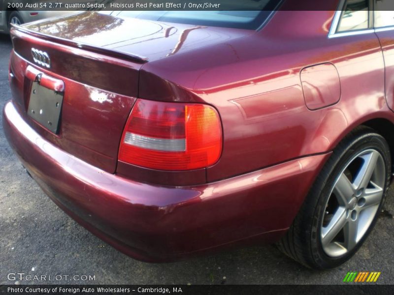 Hibiscus Red Pearl Effect / Onyx/Silver 2000 Audi S4 2.7T quattro Sedan