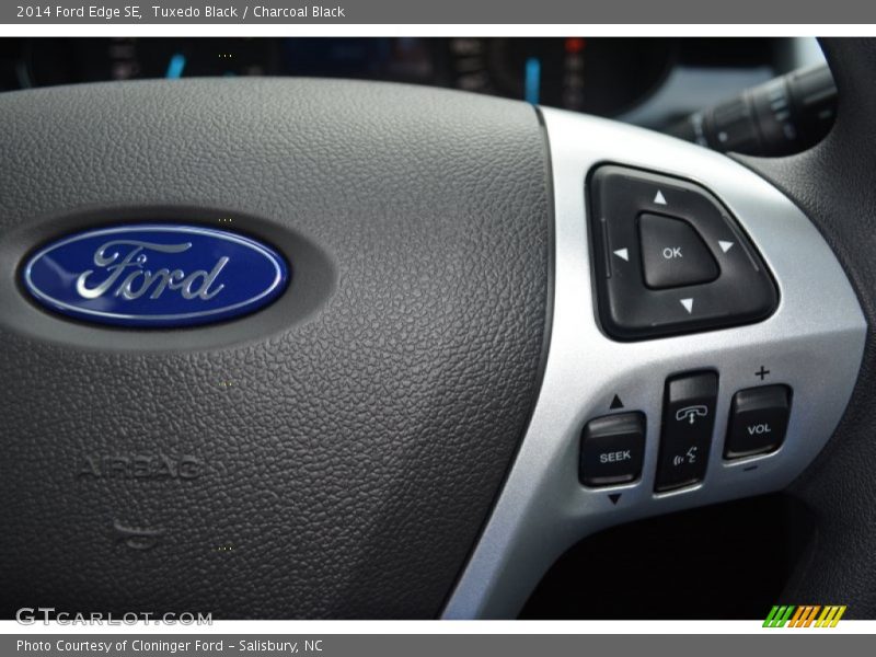 Tuxedo Black / Charcoal Black 2014 Ford Edge SE