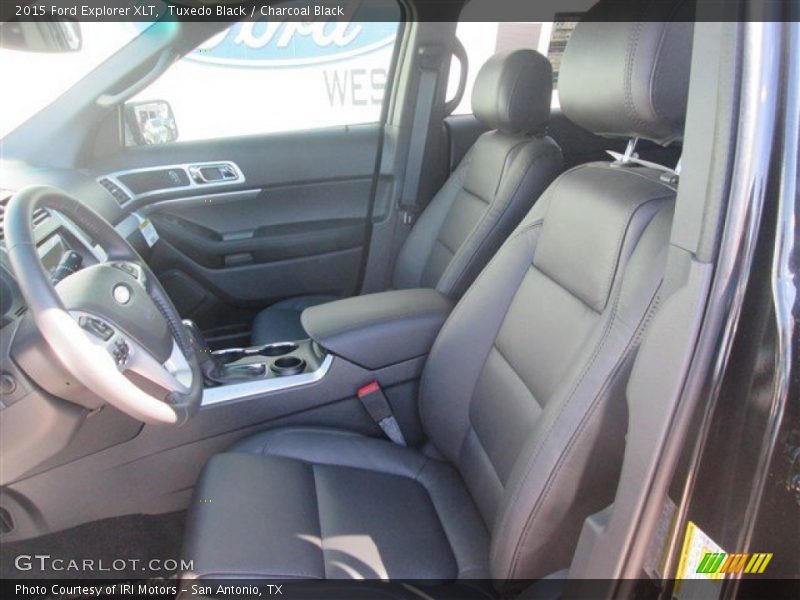 Tuxedo Black / Charcoal Black 2015 Ford Explorer XLT