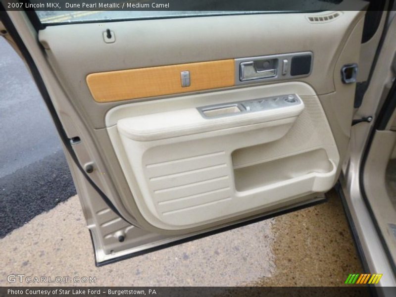 Dune Pearl Metallic / Medium Camel 2007 Lincoln MKX