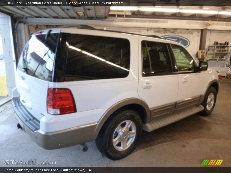 Oxford White / Medium Parchment 2004 Ford Expedition Eddie Bauer