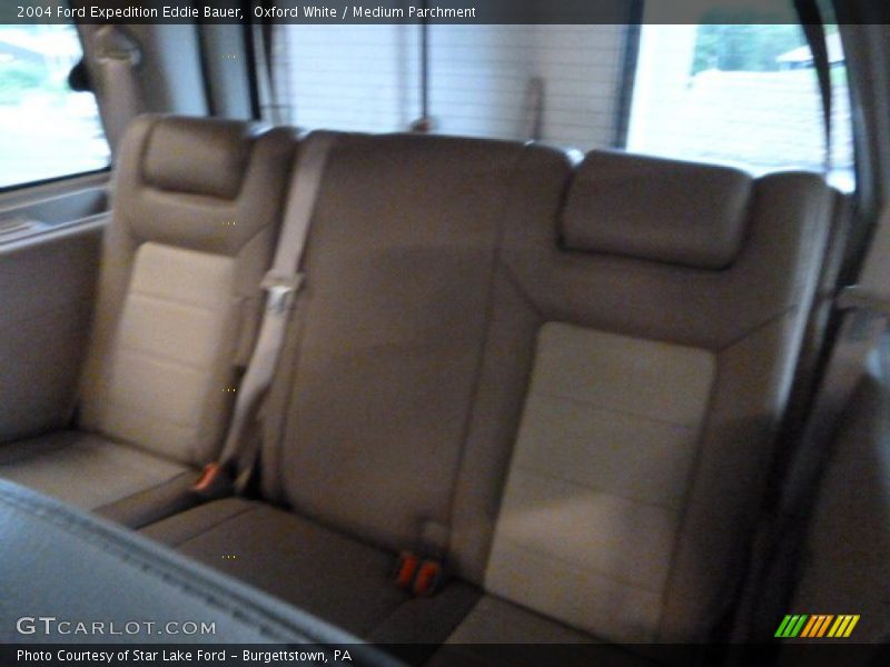 Oxford White / Medium Parchment 2004 Ford Expedition Eddie Bauer