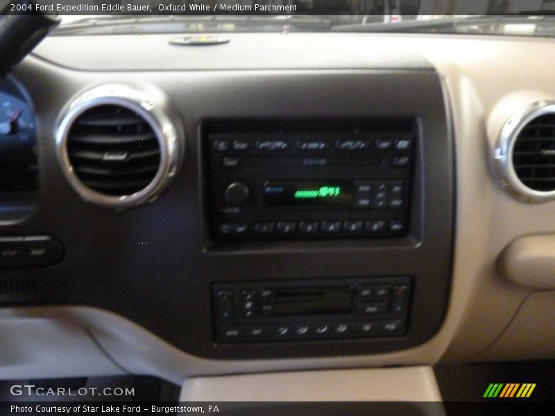 Oxford White / Medium Parchment 2004 Ford Expedition Eddie Bauer