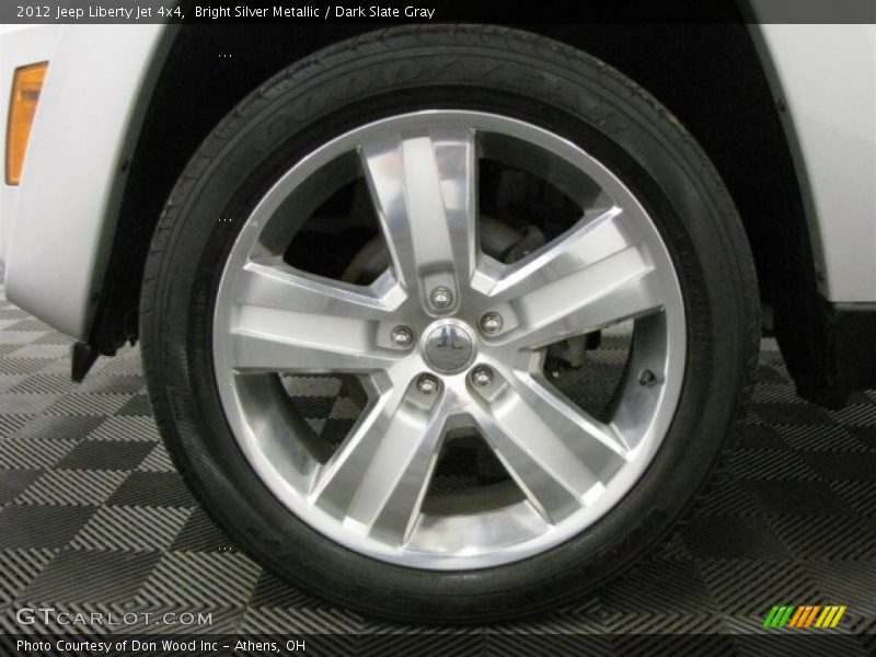 Bright Silver Metallic / Dark Slate Gray 2012 Jeep Liberty Jet 4x4