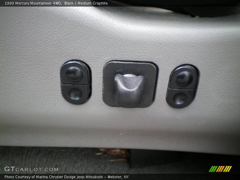 Black / Medium Graphite 1999 Mercury Mountaineer 4WD