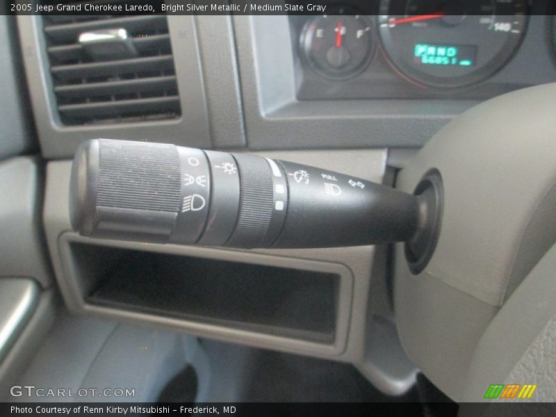 Bright Silver Metallic / Medium Slate Gray 2005 Jeep Grand Cherokee Laredo