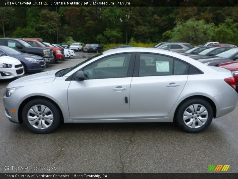 Silver Ice Metallic / Jet Black/Medium Titanium 2014 Chevrolet Cruze LS