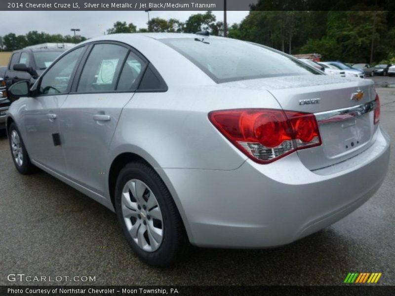 Silver Ice Metallic / Jet Black/Medium Titanium 2014 Chevrolet Cruze LS
