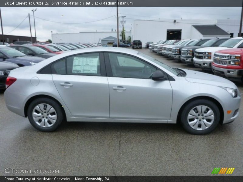Silver Ice Metallic / Jet Black/Medium Titanium 2014 Chevrolet Cruze LS
