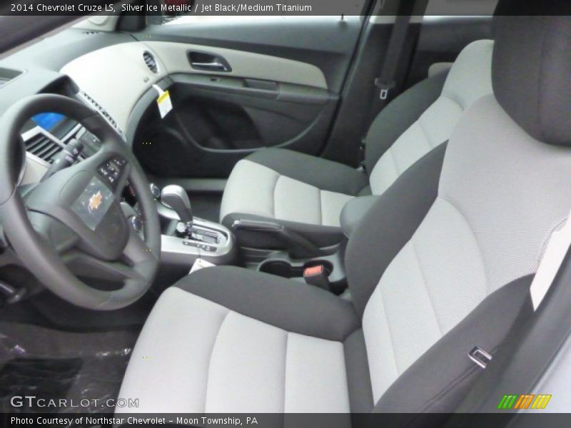 Silver Ice Metallic / Jet Black/Medium Titanium 2014 Chevrolet Cruze LS