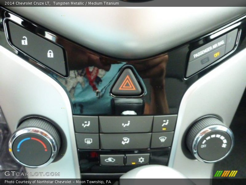 Tungsten Metallic / Medium Titanium 2014 Chevrolet Cruze LT