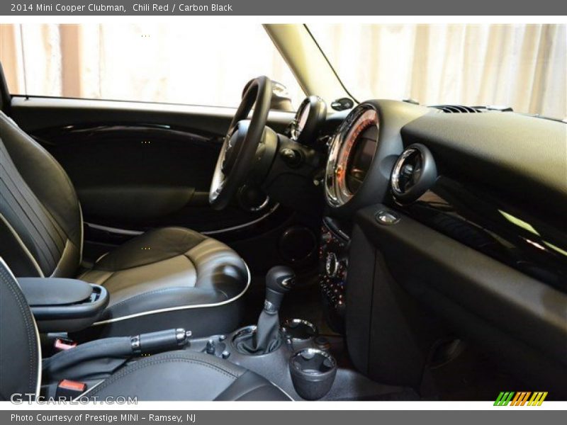 Chili Red / Carbon Black 2014 Mini Cooper Clubman